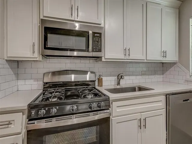 Photo 5 — 708 NW 88th Street, Oklahoma City, OK 73114