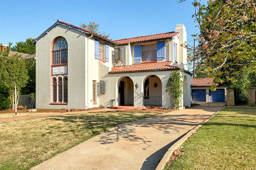 Front exterior — 621 NE 16th Street, Oklahoma City, OK 73104
