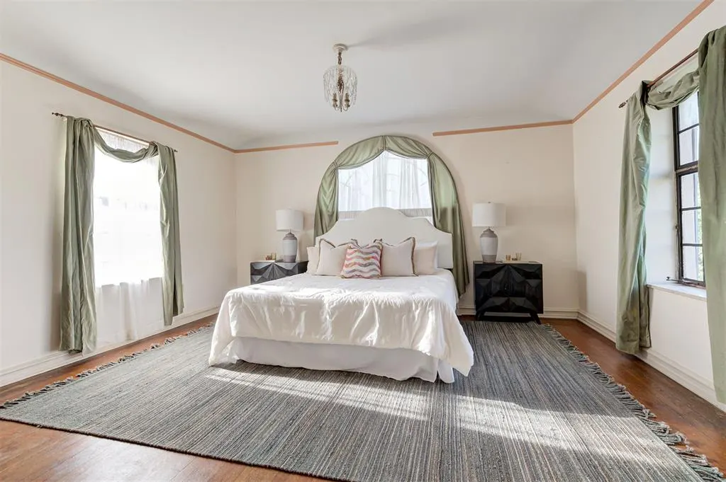 Photo 23 — 621 NE 16th Street, Oklahoma City, OK 73104