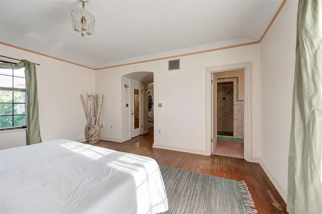Photo 24 — 621 NE 16th Street, Oklahoma City, OK 73104