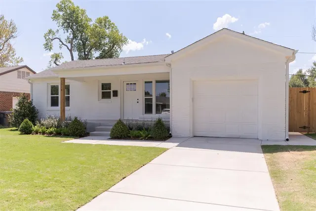 Photo 4 — 1518 Carlisle Court, Oklahoma City, OK 73120