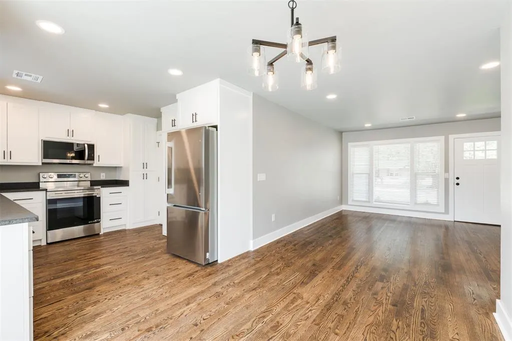 Photo 19 — 1518 Carlisle Court, Oklahoma City, OK 73120