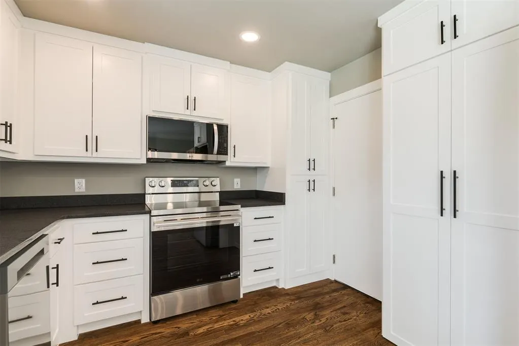 Photo 23 — 1518 Carlisle Court, Oklahoma City, OK 73120