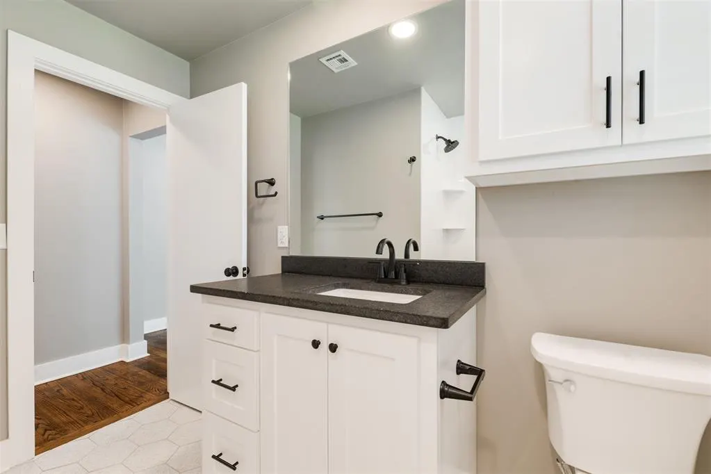 Photo 31 — 1518 Carlisle Court, Oklahoma City, OK 73120
