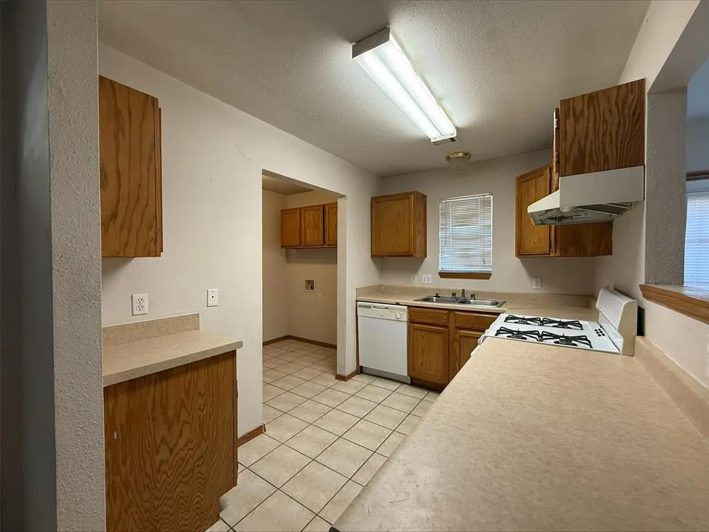 Photo 7 — 601 Dogwood Avenue, Wellston, OK 74881