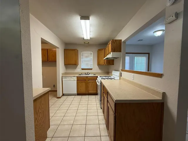 Photo 8 — 601 Dogwood Avenue, Wellston, OK 74881