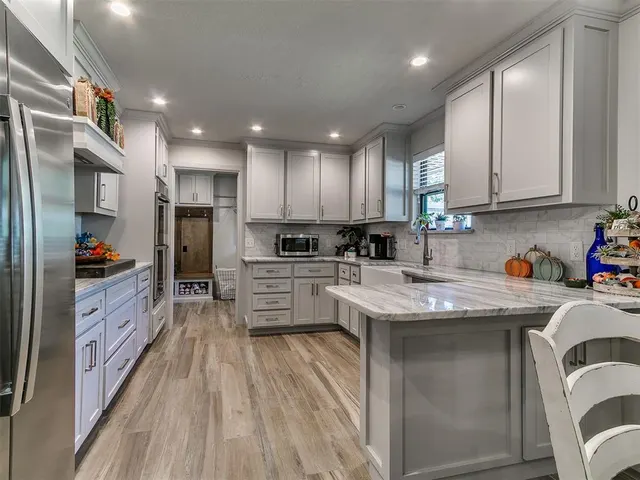 Photo 6 — 2420 N Eagle Lane, Oklahoma City, OK 73127