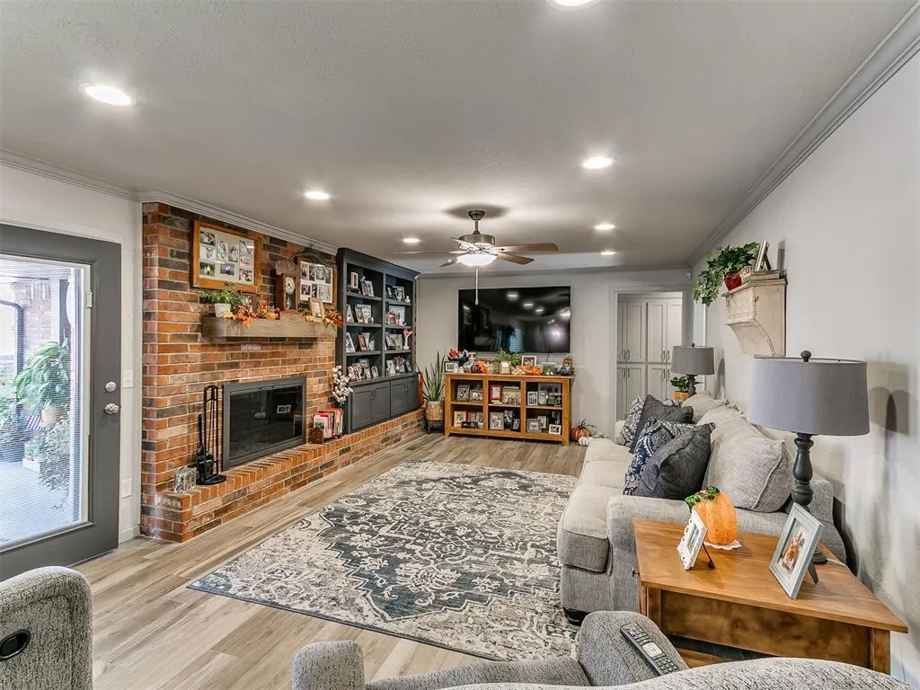 Photo 11 — 2420 N Eagle Lane, Oklahoma City, OK 73127