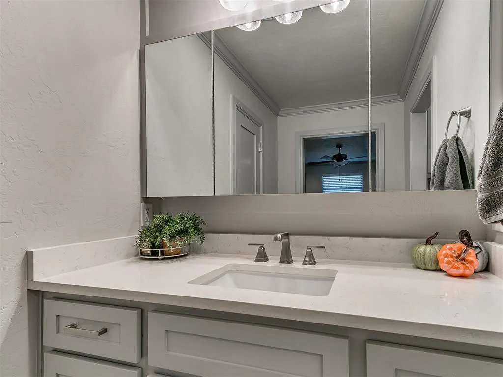 Photo 21 — 2420 N Eagle Lane, Oklahoma City, OK 73127