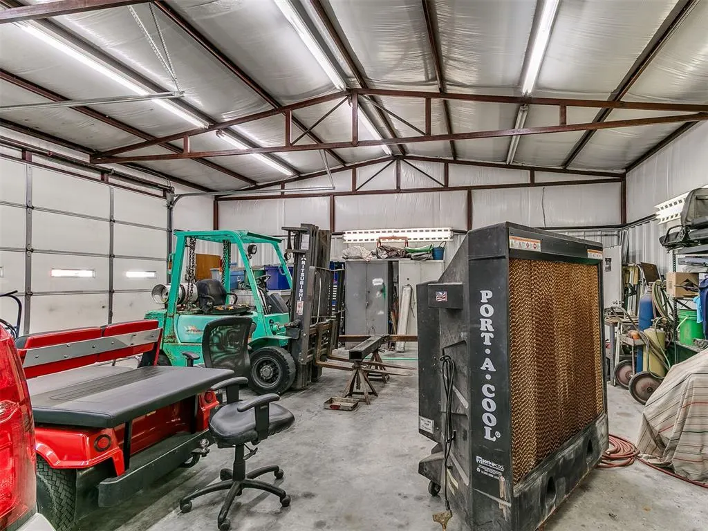 Photo 37 — 2420 N Eagle Lane, Oklahoma City, OK 73127