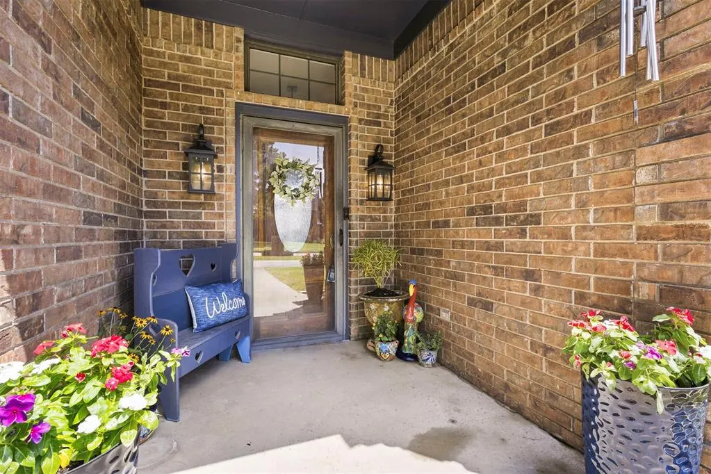 Photo 3 — 1316 Windsor Place, Shawnee, OK 74804