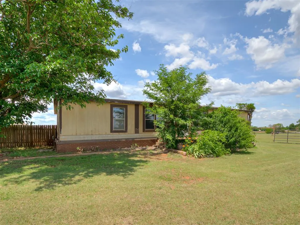 Photo 4 — 22556 N 2930 Road, Kingfisher, OK 73750