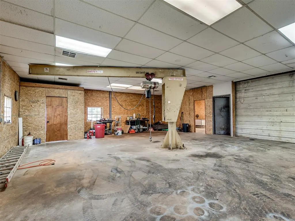 Photo 11 — 22556 N 2930 Road, Kingfisher, OK 73750