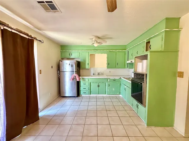 Photo 4 — 3608 N Shannon Avenue, Bethany, OK 73008