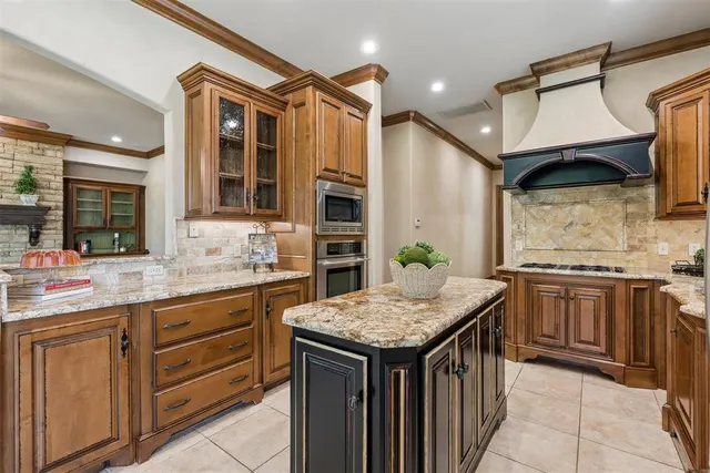 Photo 2 — 3108 Garden Hill Circle, Edmond, OK 73034