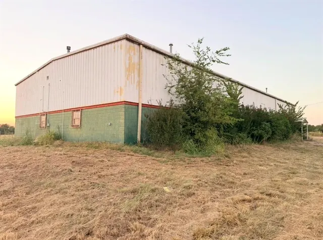 Photo 2 — 840715 N 1st Street, Stroud, OK 74079