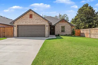 Sold home at 404 SW 40 Street