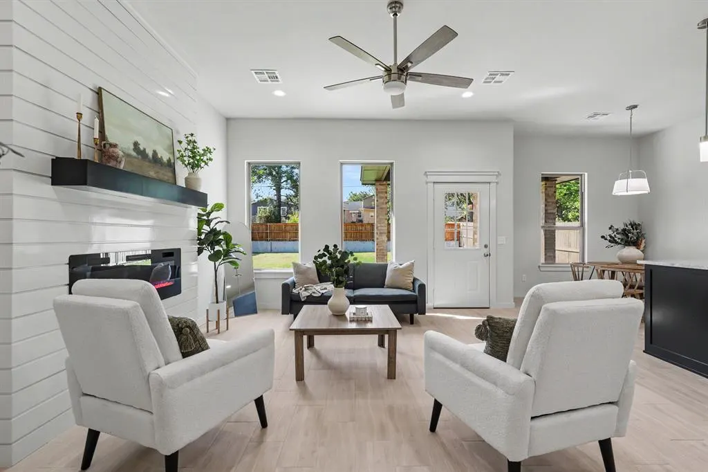 Photo 5 — 404 SW 40 Street, Oklahoma City, OK 73109