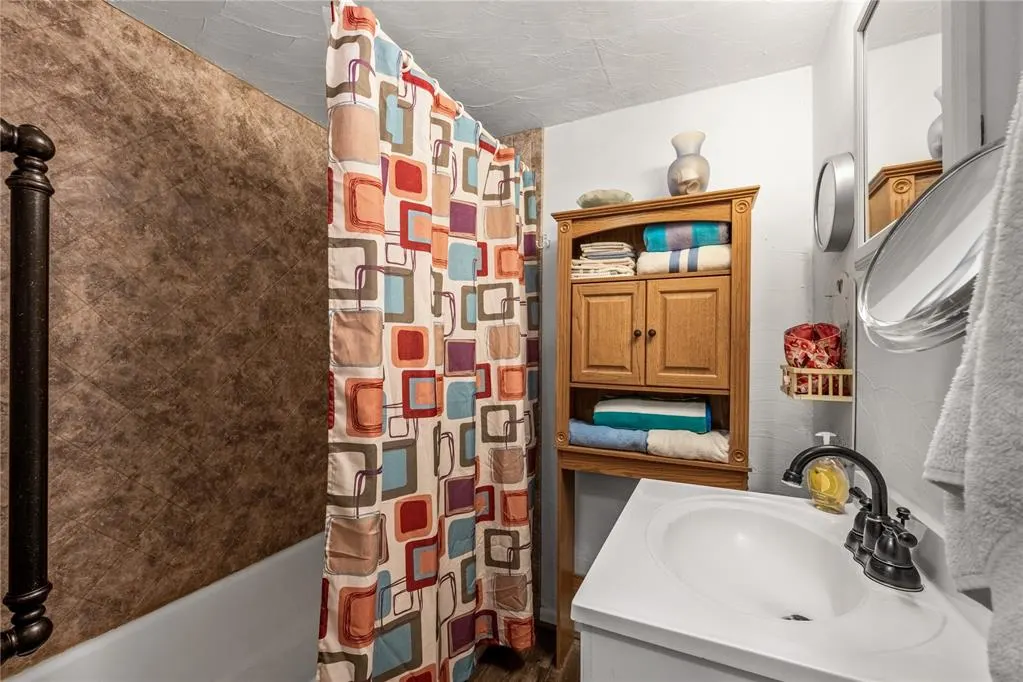 Photo 9 — 801 N 6th Street, Marlow, OK 73055