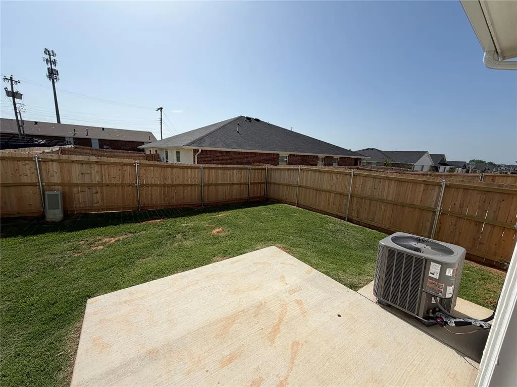 Photo 44 — 203 Mason Court, Yukon, OK 73099