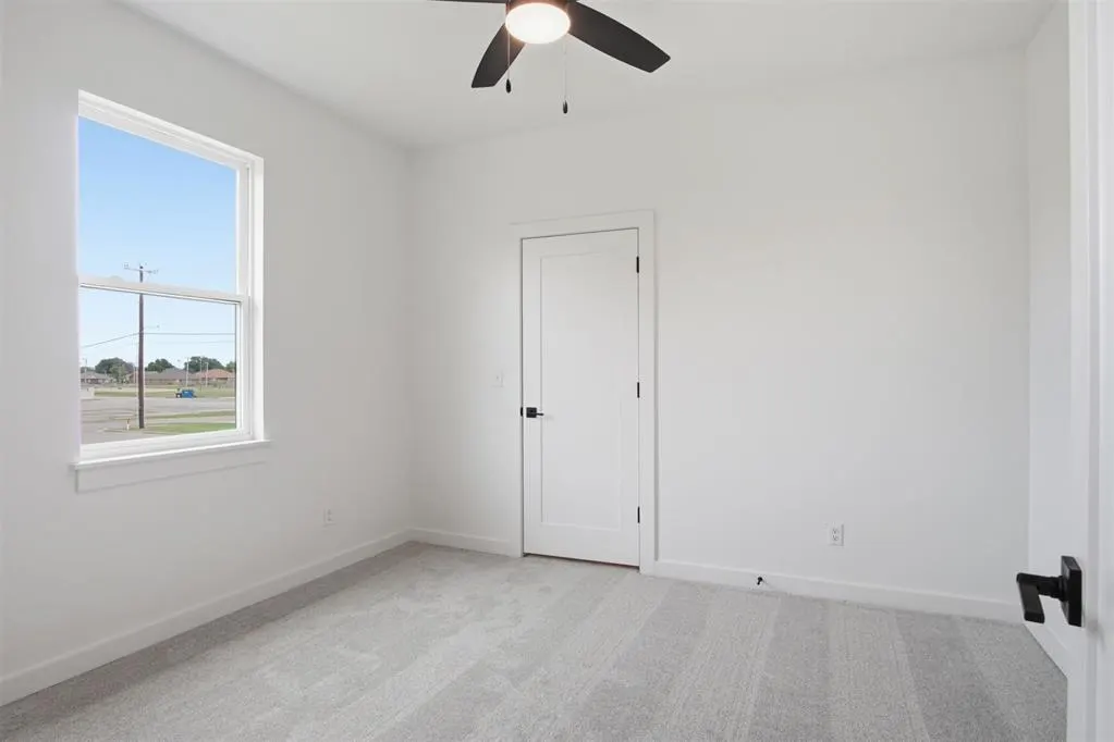 Photo 15 — 1605 NE 7th Street, Oklahoma City, OK 73117