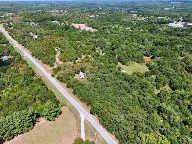 Photo 3 — Fishmarket Road, Pink, OK 74860