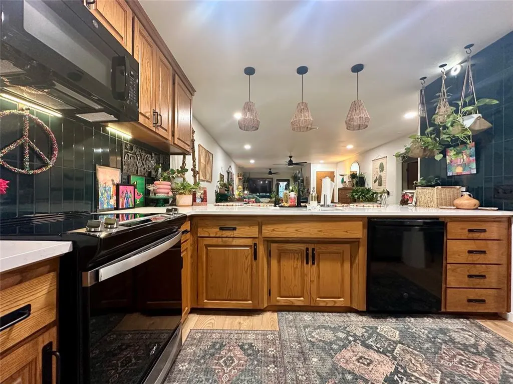 Photo 8 — 1404 E Proctor Avenue, Weatherford, OK 73096
