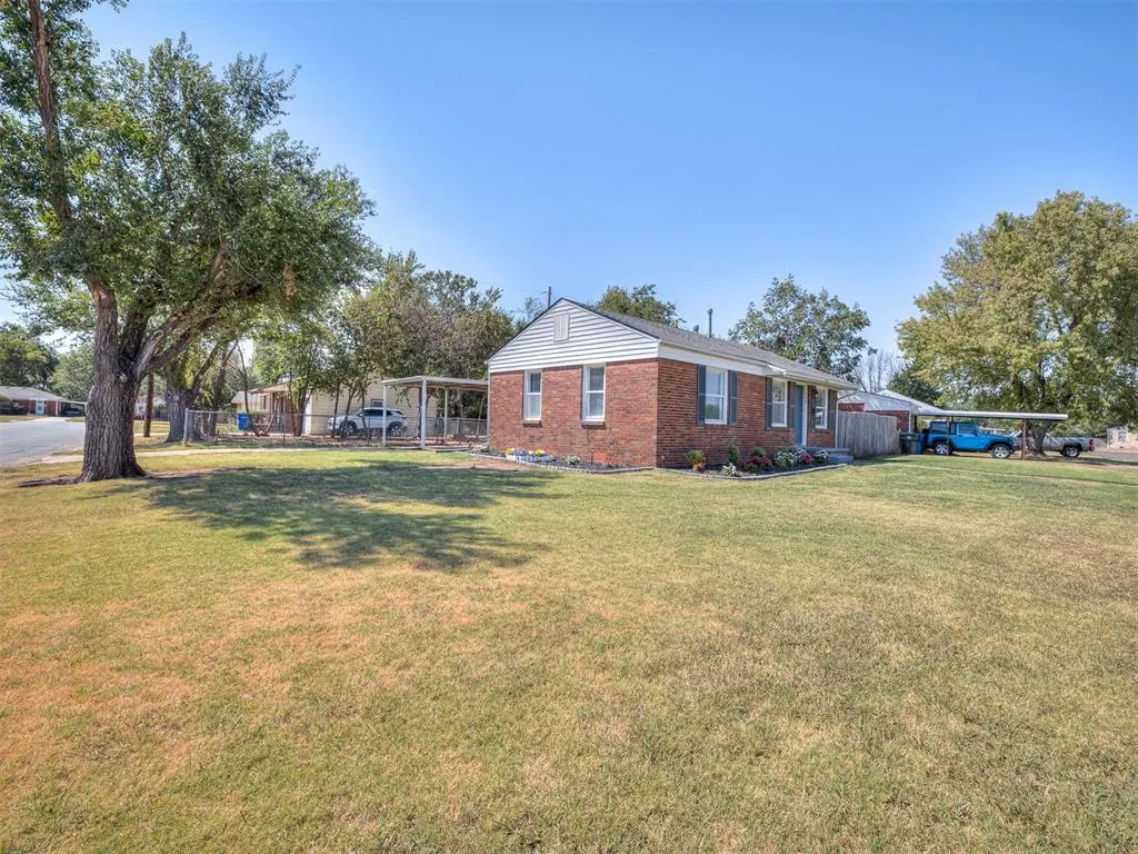 Photo 2 — 100 W Myrtle Drive, Oklahoma City, OK 73110