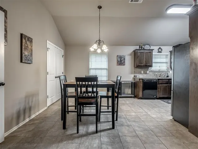 Photo 6 — 5810 Clearwater Drive, Oklahoma City, OK 73179