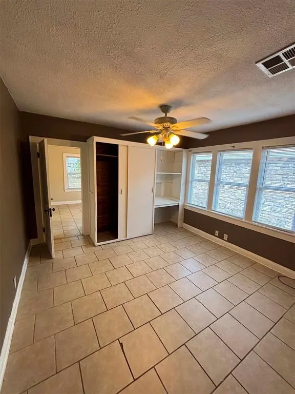 Photo 2 — 622 W Wood Street, Shawnee, OK 74801