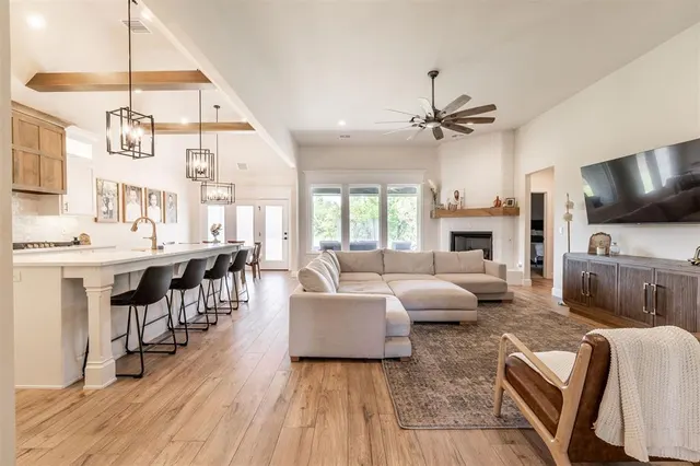 Photo 3 — 13791 Brook Crossing, Edmond, OK 73025