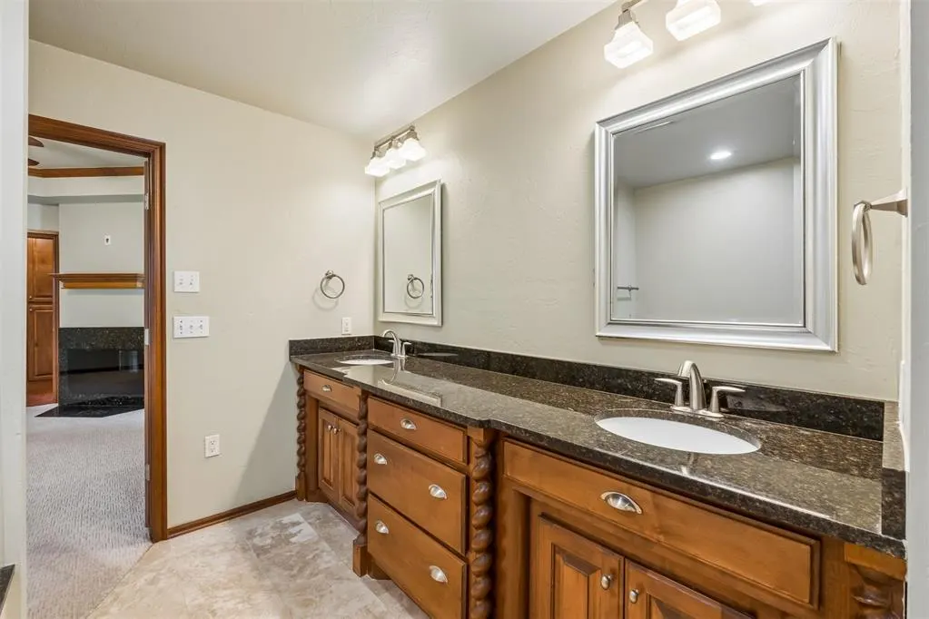 Photo 19 — 15718 Teesdale Road, Edmond, OK 73013