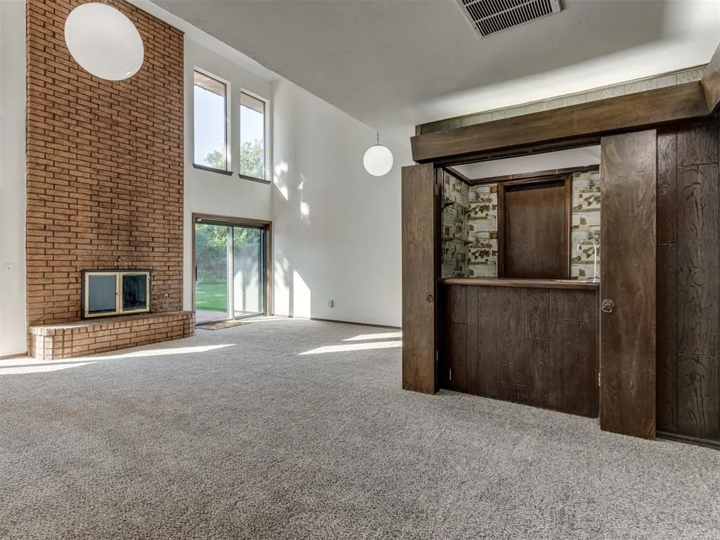 Photo 9 — 9220 Sutton Place, Oklahoma City, OK 73132