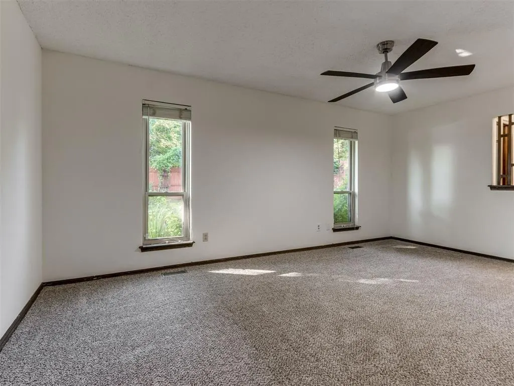 Photo 20 — 9220 Sutton Place, Oklahoma City, OK 73132