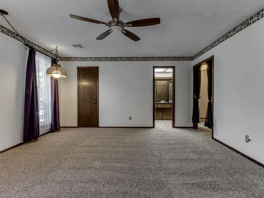 Photo 29 — 9220 Sutton Place, Oklahoma City, OK 73132