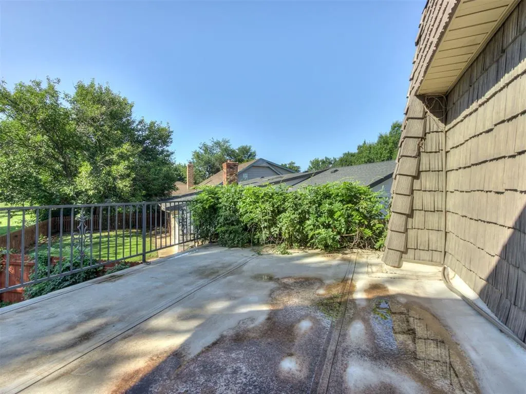 Photo 42 — 9220 Sutton Place, Oklahoma City, OK 73132