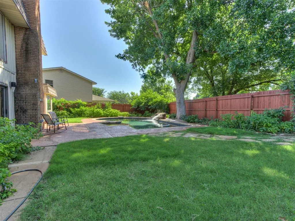 Photo 49 — 9220 Sutton Place, Oklahoma City, OK 73132
