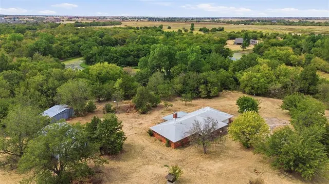 Photo 6 — 724 NE Blugil Drive, Piedmont, OK 73078