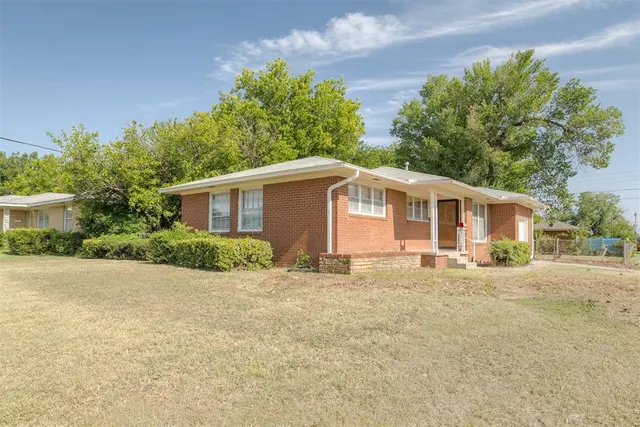 Photo 2 — 1501 SW 66th Street, Oklahoma City, OK 73159