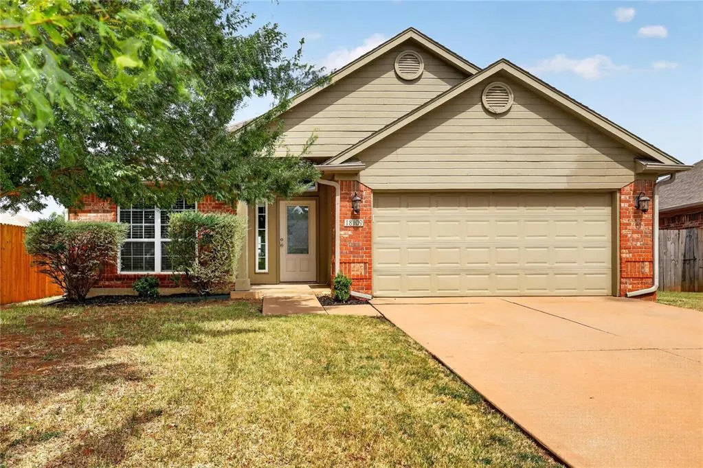 Front exterior — 18109 Montoro Way, Edmond, OK 73012