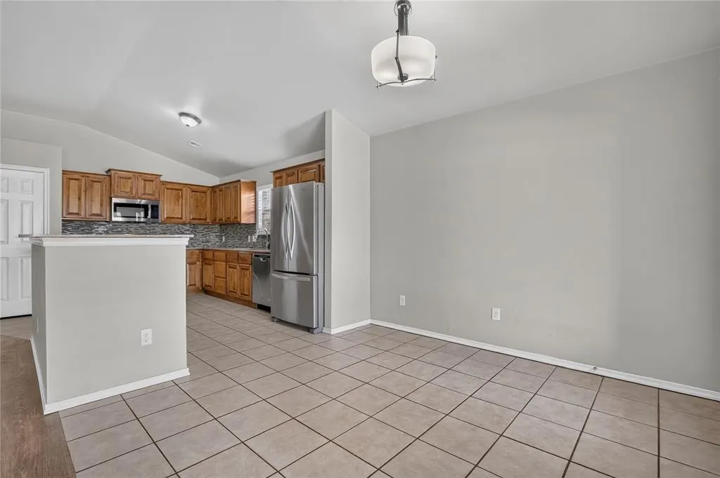 Photo 16 — 18109 Montoro Way, Edmond, OK 73012