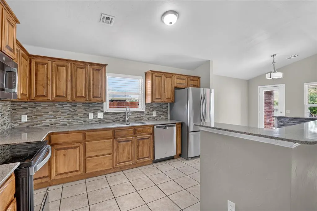Photo 20 — 18109 Montoro Way, Edmond, OK 73012