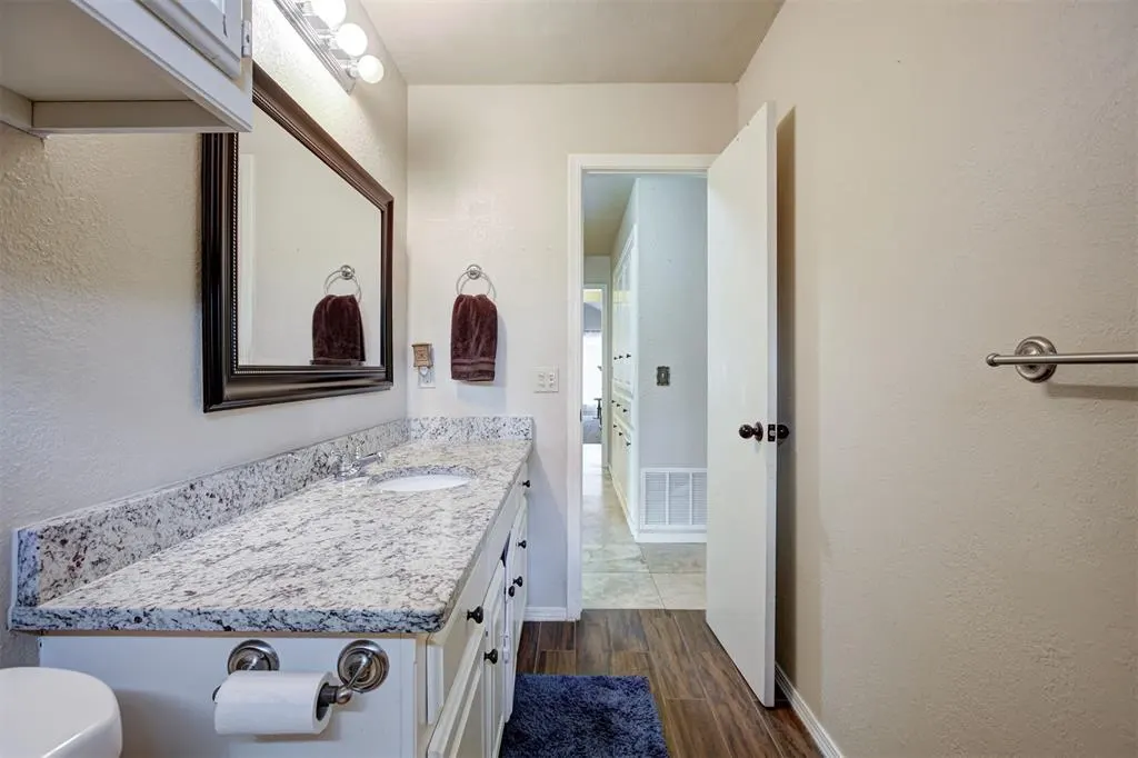 Photo 30 — 3300 N Meadowood Drive, Oklahoma City, OK 73110