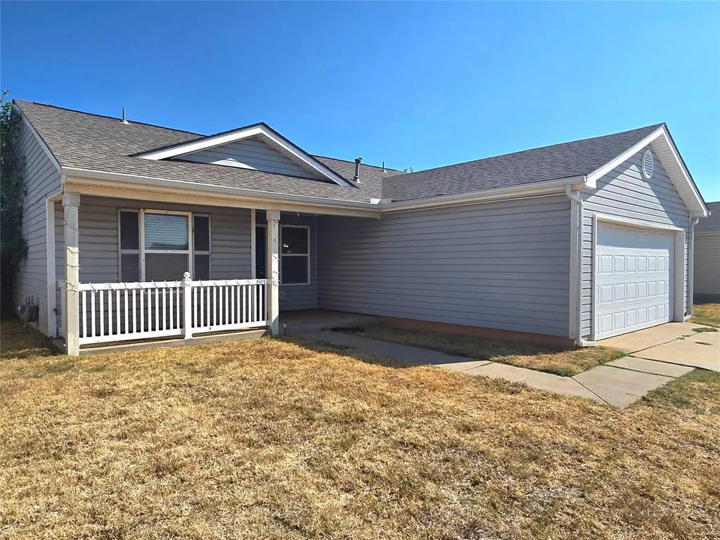 Front exterior — 1701 NW 150th Terrace, Edmond, OK 73013