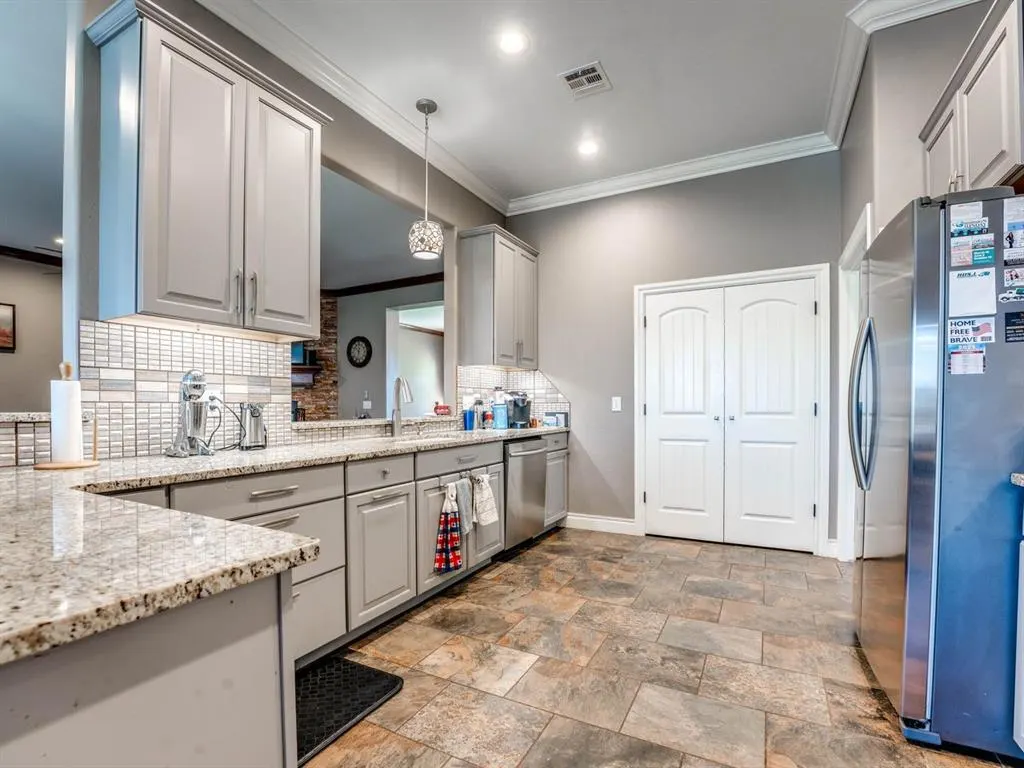 Photo 9 — 9393 Bear Creek Road, Guthrie, OK 73044
