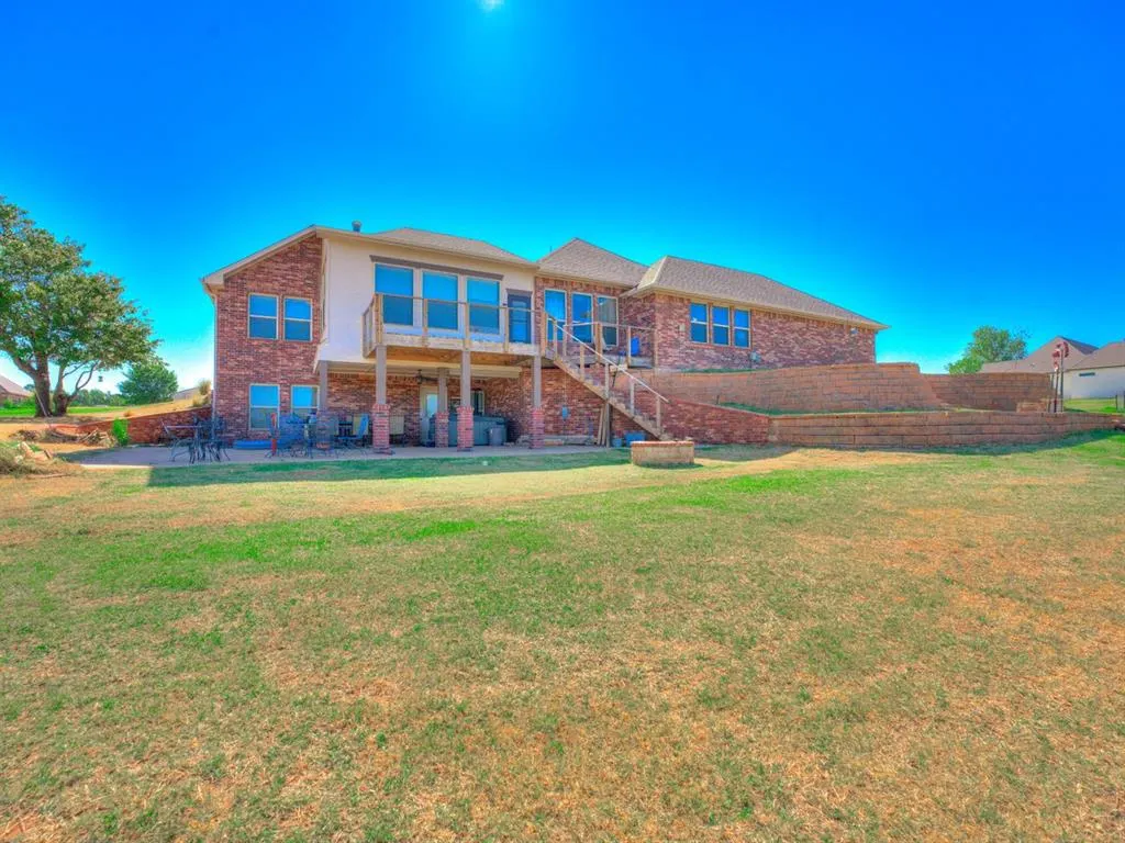 Photo 11 — 9393 Bear Creek Road, Guthrie, OK 73044