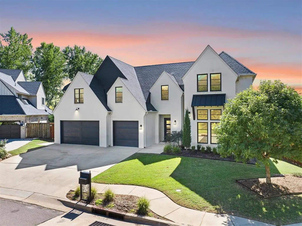 Front exterior — 2208 Old Creek Road, Edmond, OK 73034