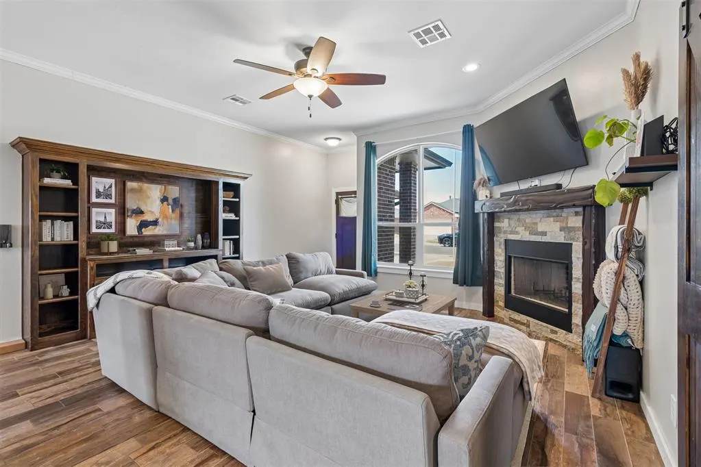 Photo 5 — 11520 SW 11th Street, Yukon, OK 73099