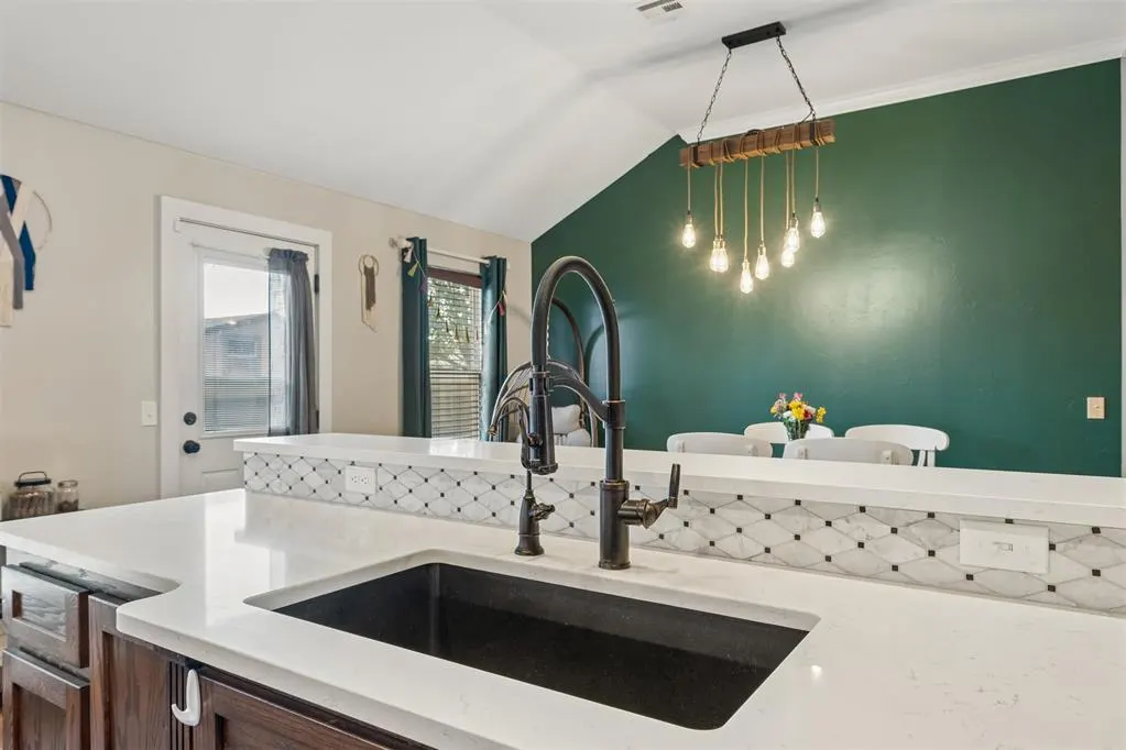 Photo 17 — 11520 SW 11th Street, Yukon, OK 73099