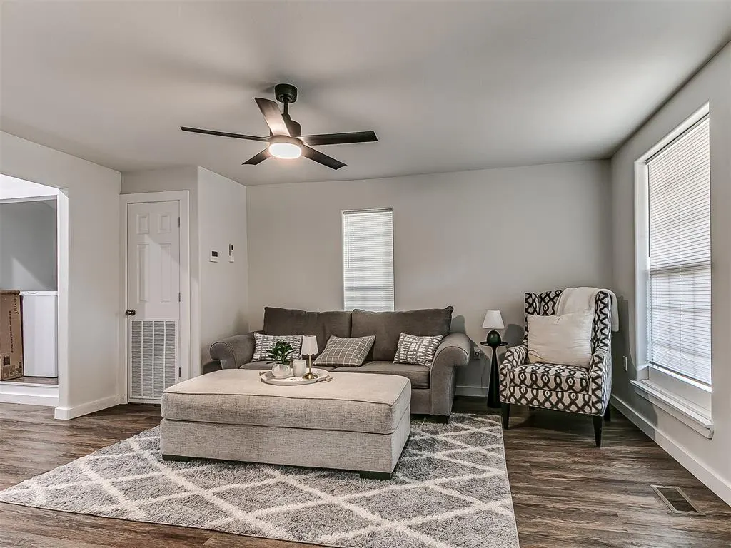 Photo 14 — 1214 E Harrison Avenue, Guthrie, OK 73044
